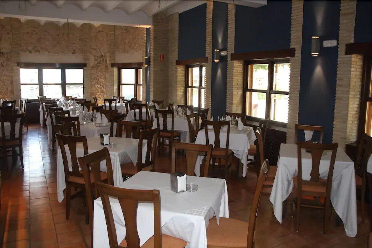Hotel Restaurante Setos موتايلا ديل بالانكار المظهر الخارجي الصورة