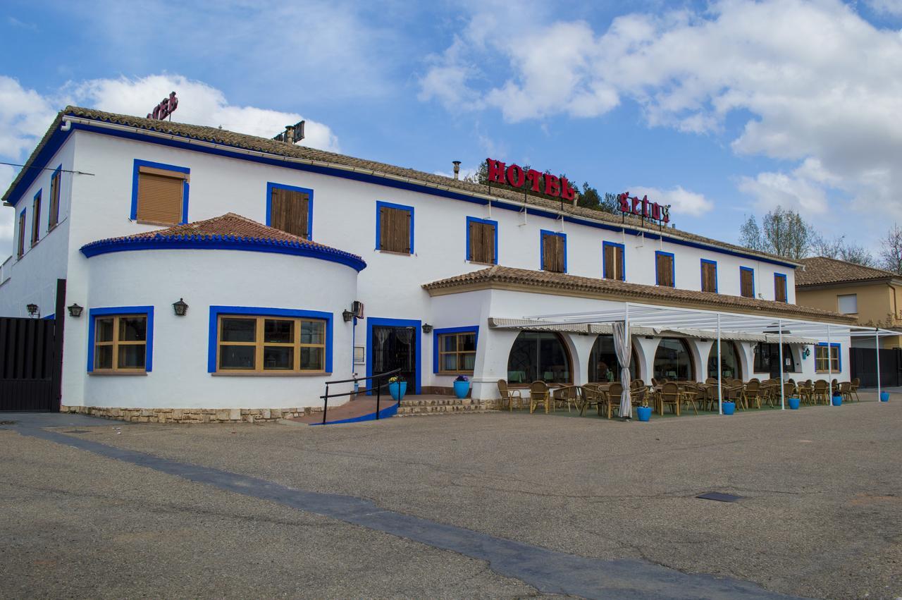 Hotel Restaurante Setos موتايلا ديل بالانكار المظهر الخارجي الصورة